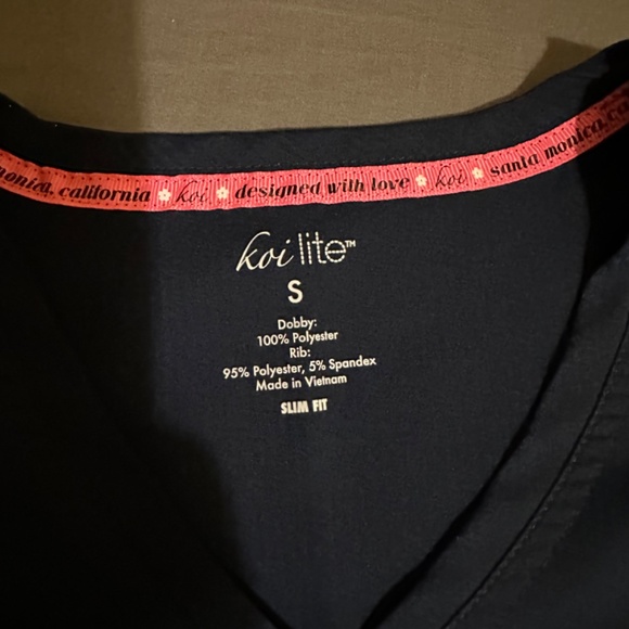 KOI Navy Scrub Set - NEW - Picture 3 of 5